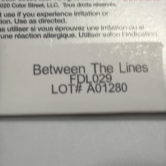 NWT Color Street “Between the Lines” Clear and Black Stripes Nail Strips - Picture 4 of 4